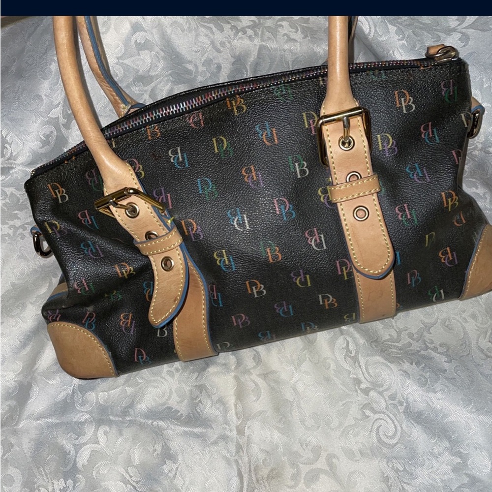 Dooney & bourke bag
